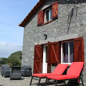 lameiros-cottage.madeira-islandshotels.com/
